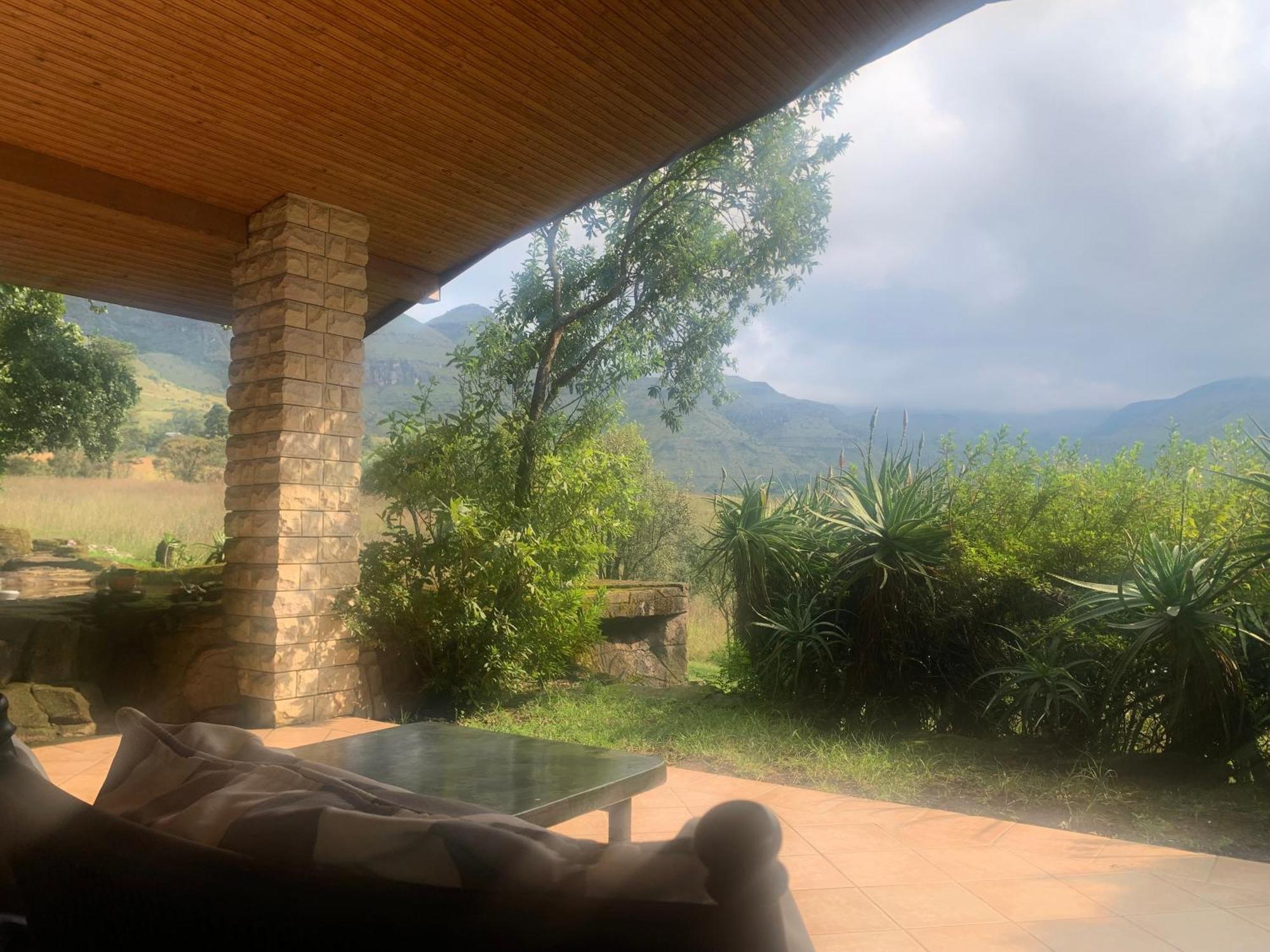 Villa Emafweni Champagne Valley Esterno foto